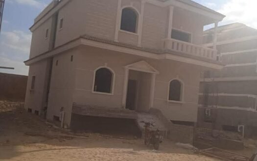 🏡 فيلا ستاند ألون للبيع بالحي الأول📍 موقع مميز جدًا وقريب من جميع الخدمات الحيوية